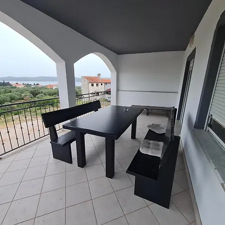 Niki Apartamento