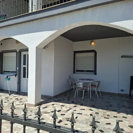 Niki Apartamento *
